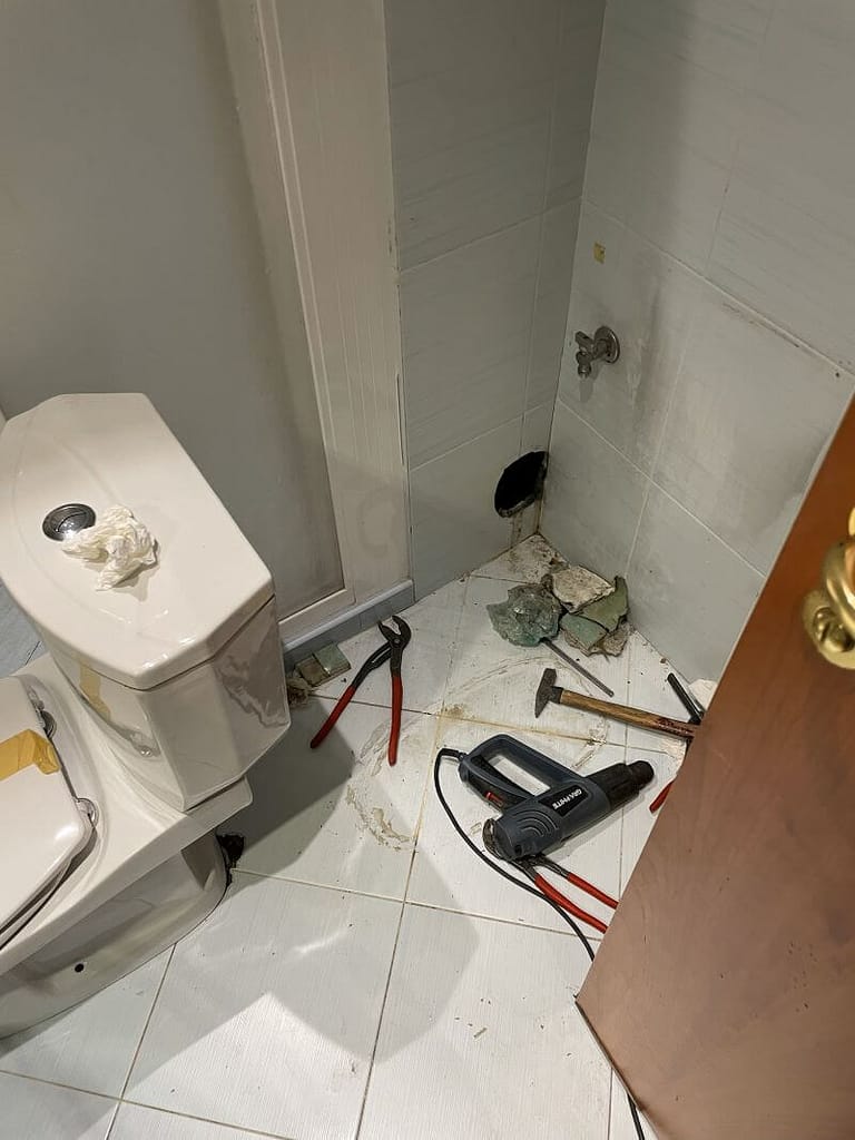 Водопроводчик в Сухата река – аварийни ВиК услуги 24/7